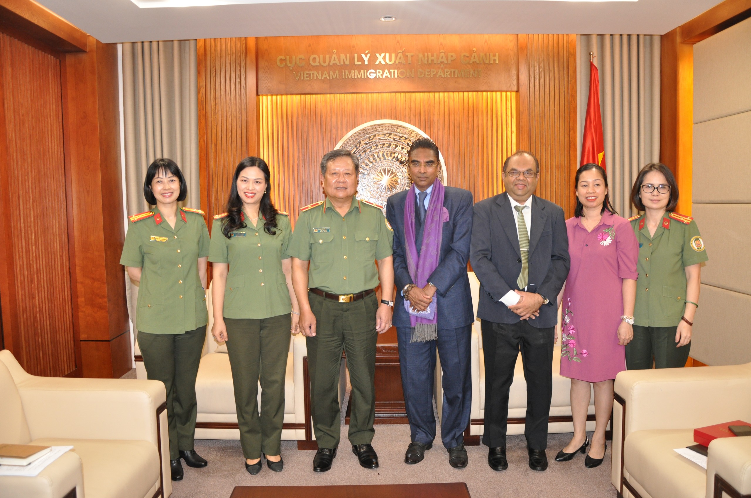 Meeting With The Director General Of Immigration Authority Of Viet Nam